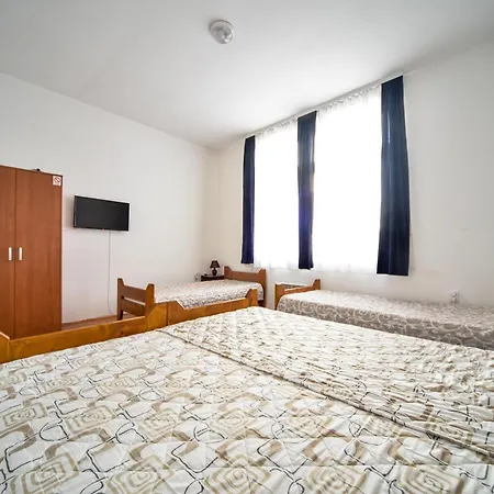 Lux * Pirot